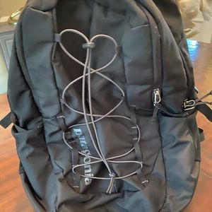 Patagonia black Chacabuco Backpack 30L